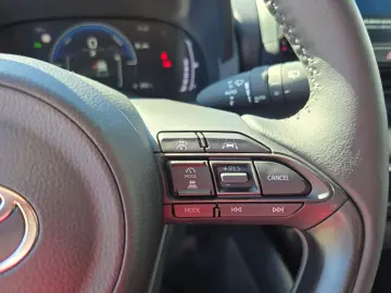 Toyota Yaris Hybrid 1.5 VVT-i HSD Dynamic