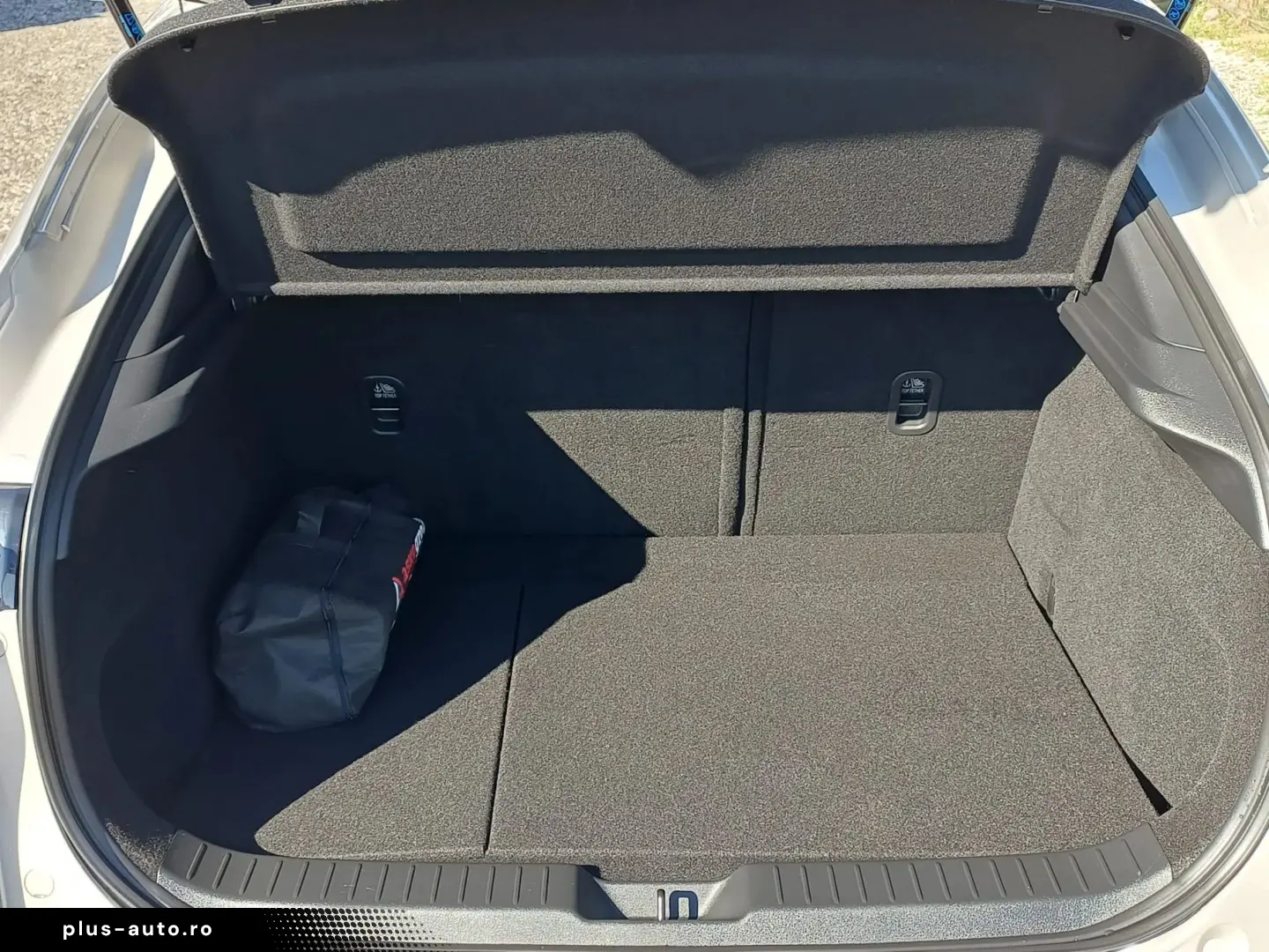 Mazda CX-30 2.5 Skyactiv-G140 MHEV Center-Line - 140 CP