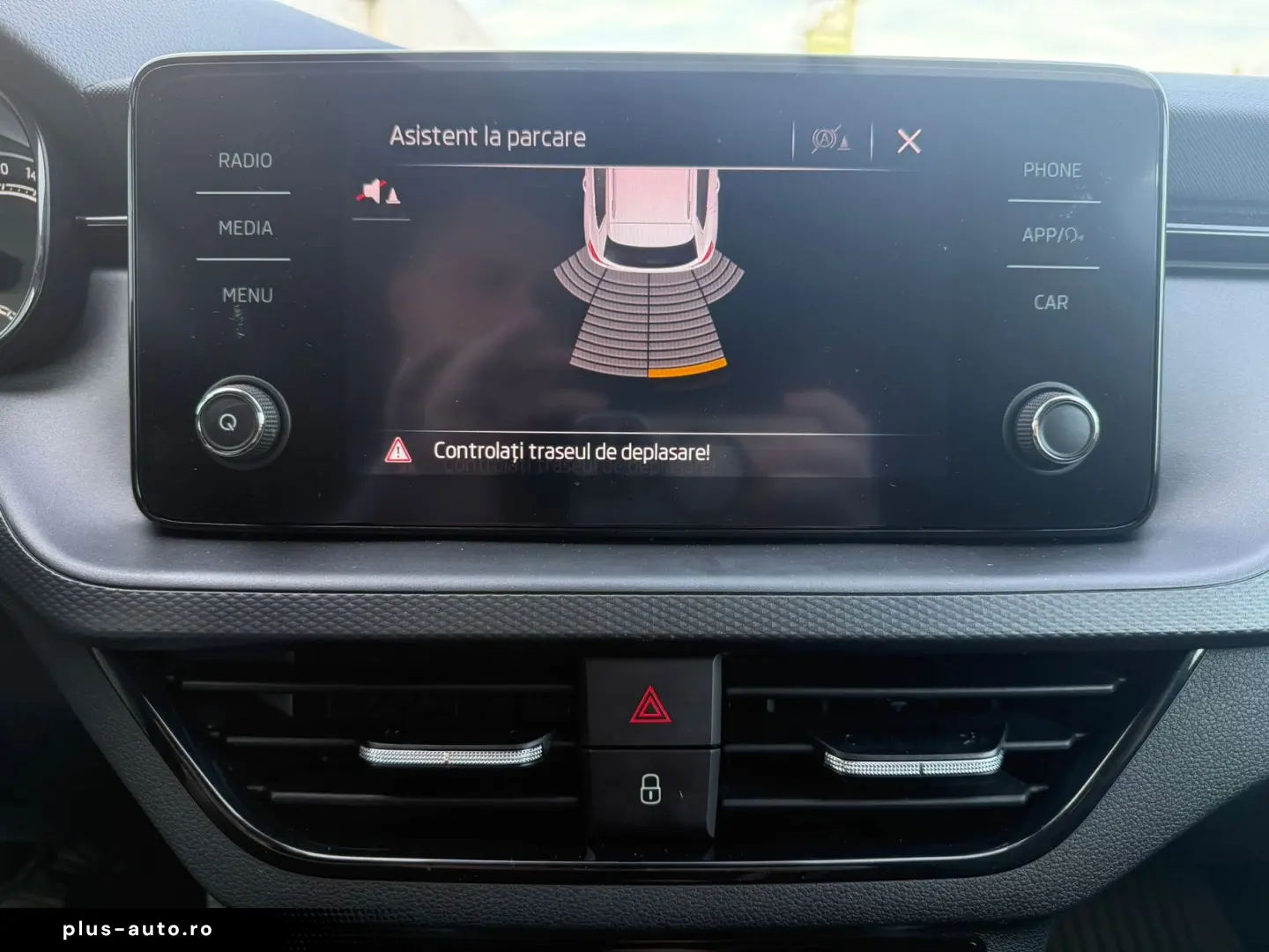 Skoda Kamiq 1.0 TSI MT - ACTIVE