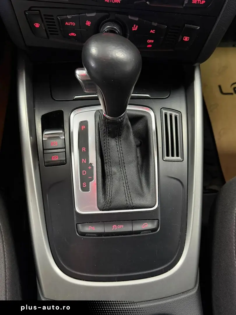 AUDI Q5 2.0 TDI Quattro Posibilitate finantare