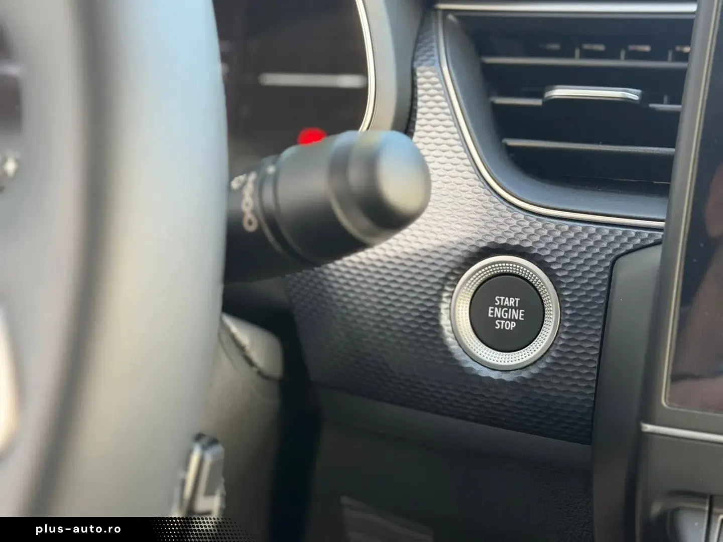 Renault Arkana Evolution MHEV 140 EDC