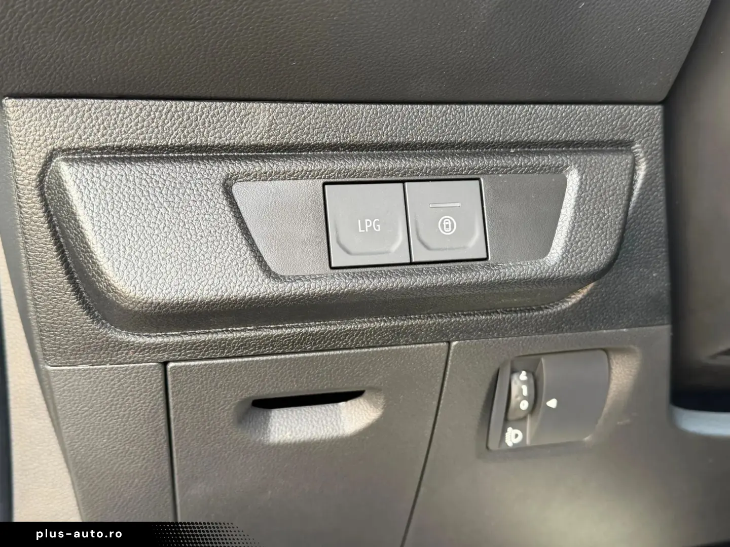 Dacia Sandero Stepway ECO-G 100 MT6 Extreme