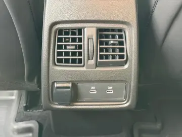 Renault Symbioz Full-Hybrid 145 Iconic