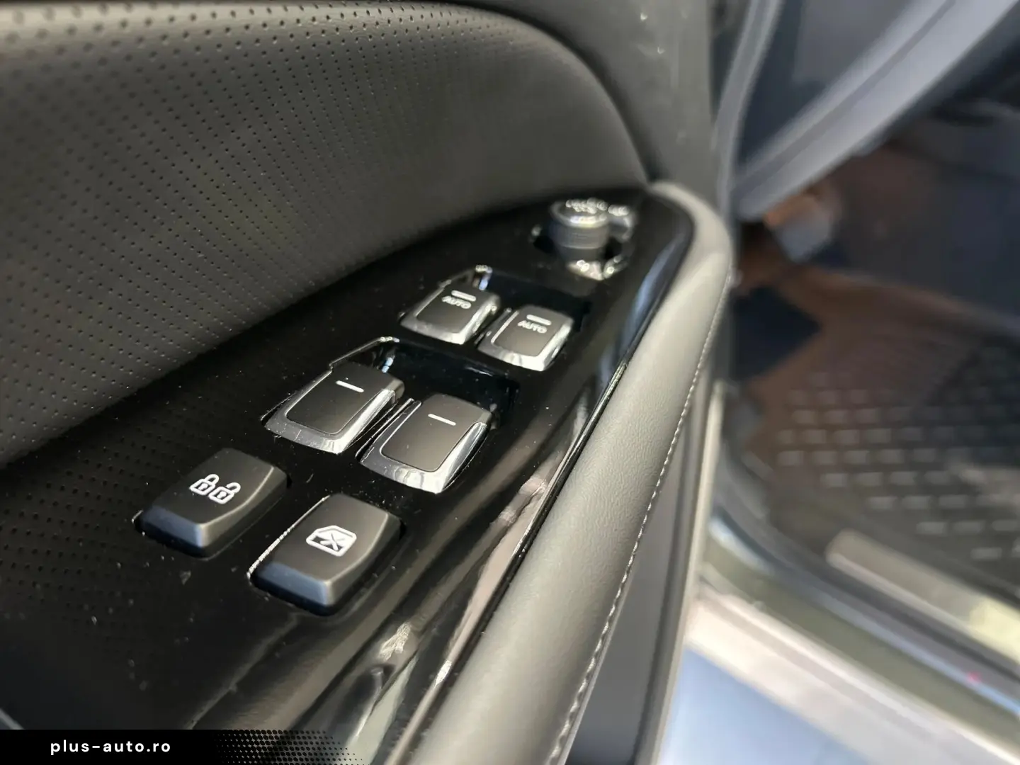 KGM SsangYong Rexton Club  2.2 e-XDI 202 CP A8 4x4 - Garanti