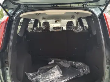 Dacia Jogger Benzina-Gpl  5 locuri  nou 0 km