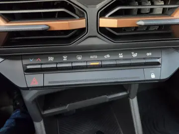 Dacia Duster Automat hybrid-G 150  4x4  Hybrid   GPL   benzi