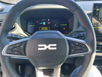 Dacia Duster Automat hybrid-G 150  4x4  Hybrid   GPL   benzi