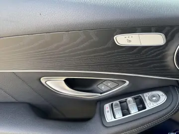 MERCEDES BENZ GLC 220D 4MATIC