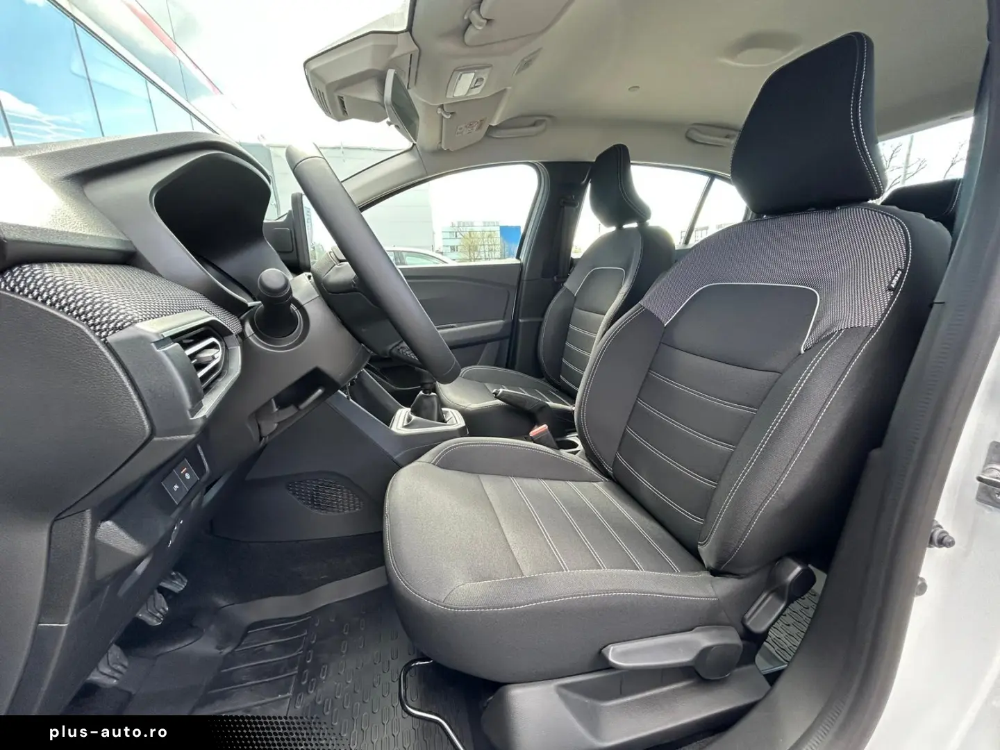 Dacia Logan ECO-G 100 MT6 Expression 2025