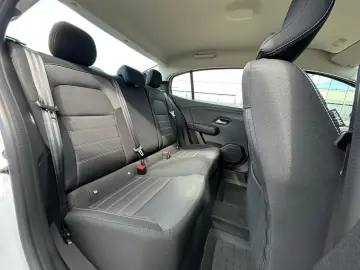 Dacia Logan ECO-G 100 MT6 Expression 2025