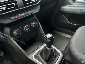 Dacia Logan ECO-G 100 MT6 Expression 2025