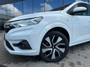 Dacia Logan ECO-G 100 MT6 Expression 2025