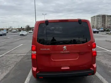 Peugeot Traveller