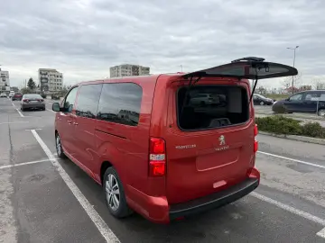 Peugeot Traveller