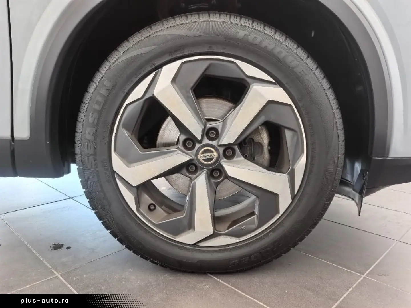 NISSAN QASHQAI 1.3 156CP mild-hybrid Tekna X-Tronic