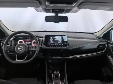 NISSAN QASHQAI 1.3 156CP mild-hybrid Tekna X-Tronic