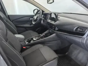 NISSAN QASHQAI 1.3 156CP mild-hybrid Tekna X-Tronic