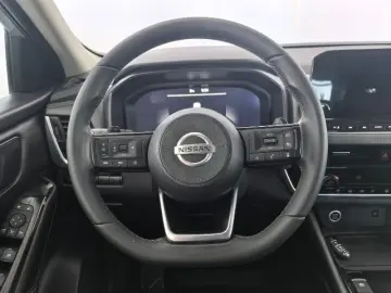 NISSAN QASHQAI 1.3 156CP mild-hybrid Tekna X-Tronic