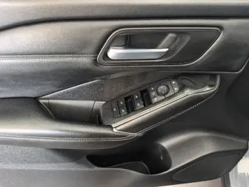 NISSAN QASHQAI 1.3 156CP mild-hybrid Tekna X-Tronic