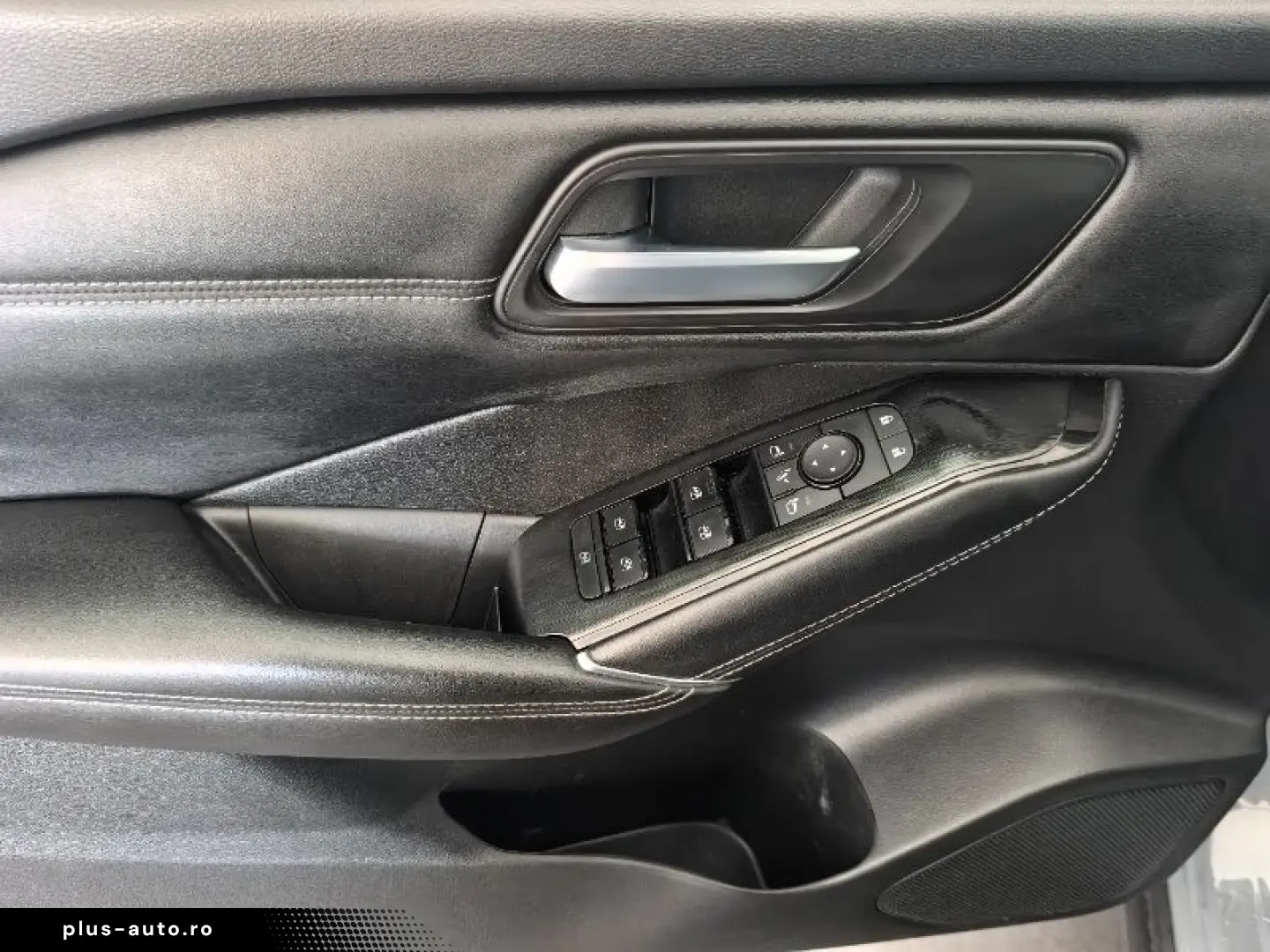 NISSAN QASHQAI 1.3 156CP mild-hybrid Tekna X-Tronic