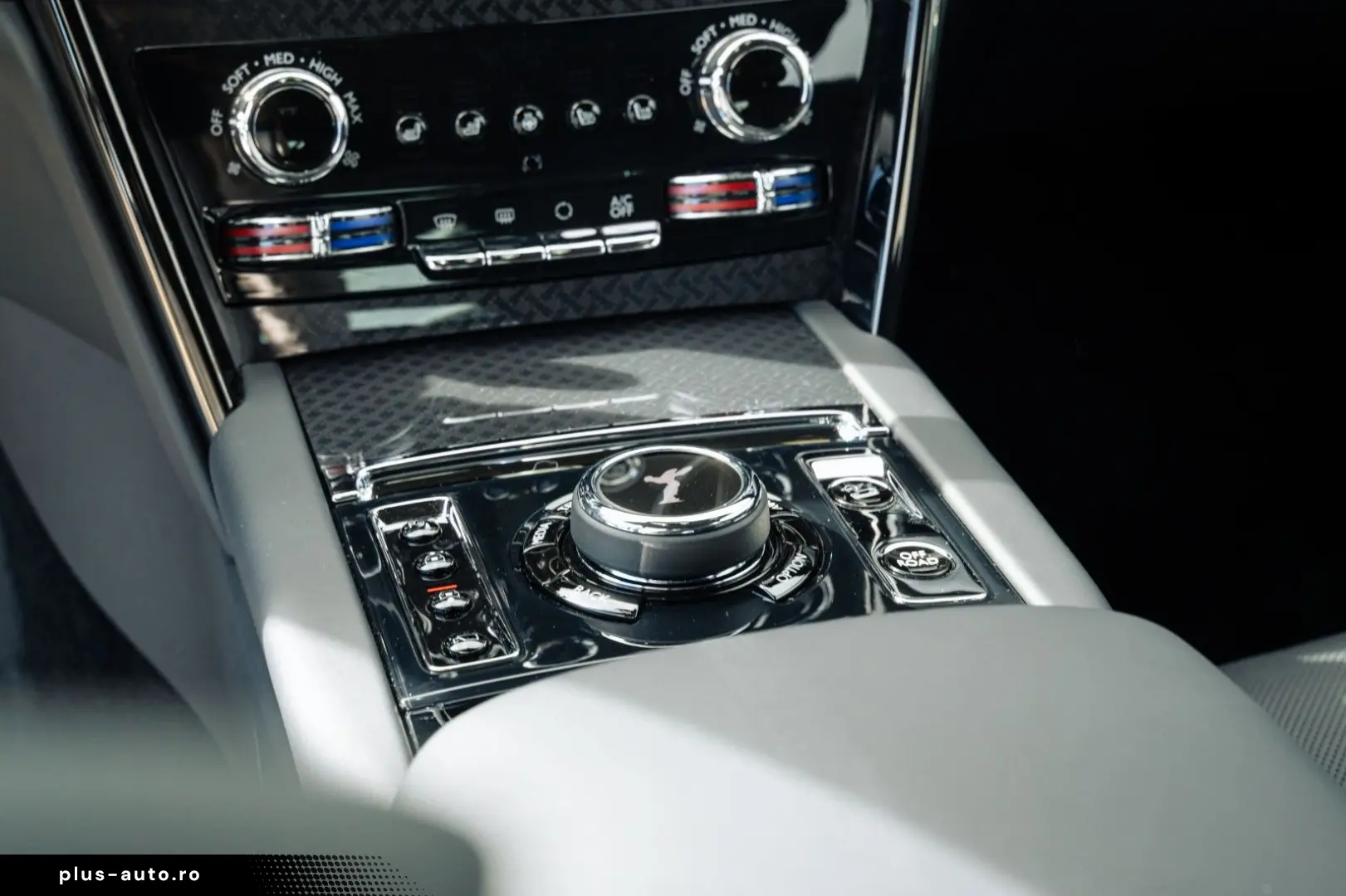 ROLLS ROYCE Cullinan Black Badge Série II