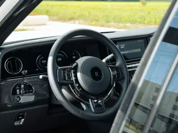 ROLLS ROYCE Cullinan Black Badge Série II