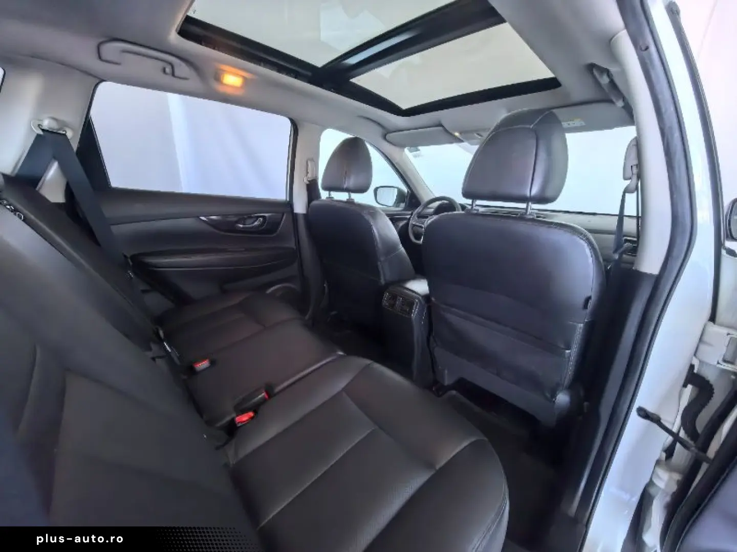 NISSAN X-TRAIL 1.7 dCi N-Connecta 4WD 5locuri