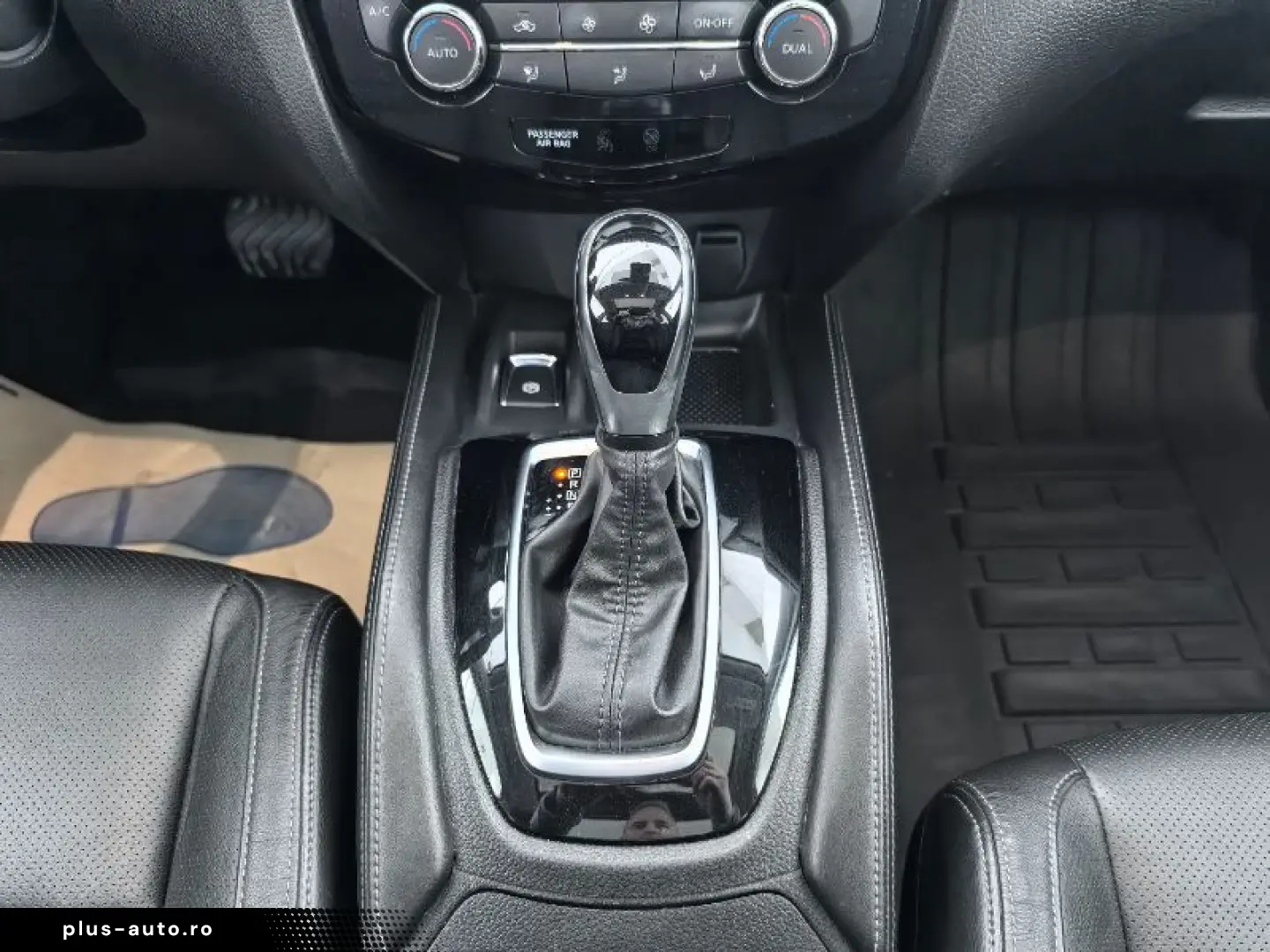 NISSAN X-TRAIL 1.7 dCi N-Connecta 4WD 5locuri