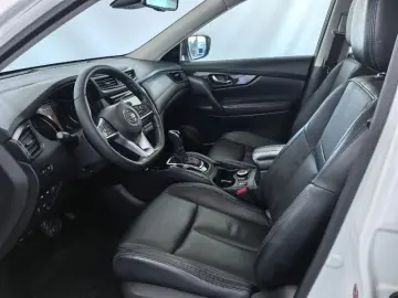 NISSAN X-TRAIL 1.7 dCi N-Connecta 4WD 5locuri