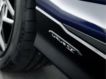 LAMBORGHINI Urus SE MY25   Carbon int   voll-ausstattung