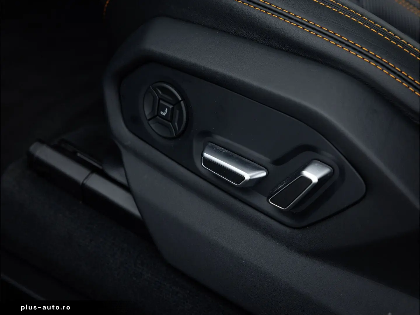 LAMBORGHINI Urus SE MY25   Carbon int   voll-ausstattung