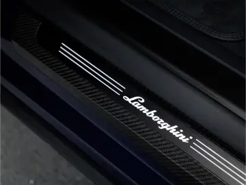 LAMBORGHINI Urus SE MY25   Carbon int   voll-ausstattung