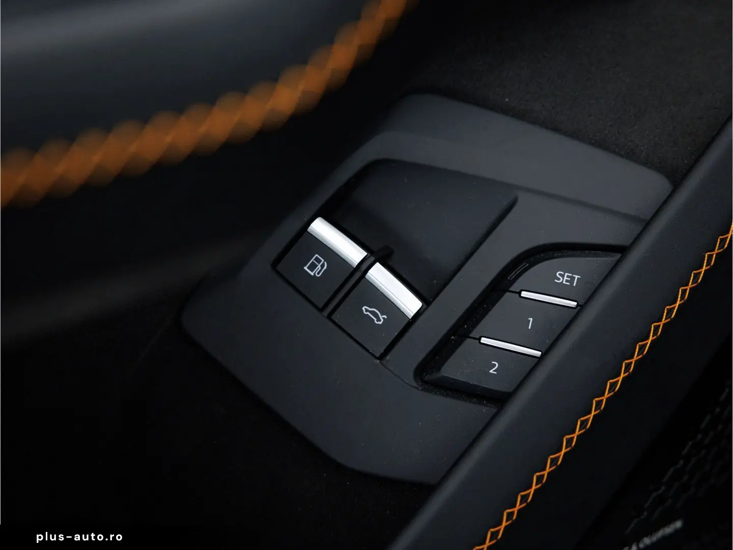 LAMBORGHINI Urus SE MY25   Carbon int   voll-ausstattung