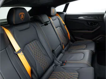 LAMBORGHINI Urus SE MY25   Carbon int   voll-ausstattung