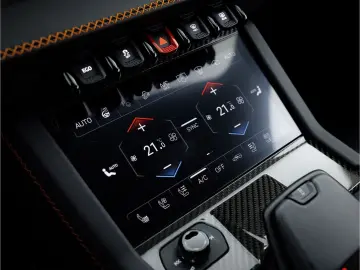 LAMBORGHINI Urus SE MY25   Carbon int   voll-ausstattung