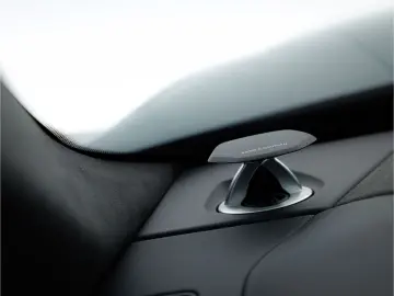 LAMBORGHINI Urus SE MY25   Carbon int   voll-ausstattung