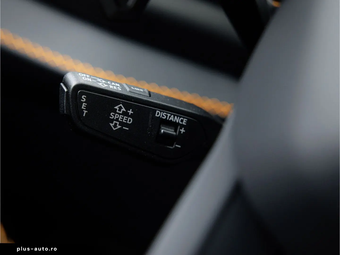 LAMBORGHINI Urus SE MY25   Carbon int   voll-ausstattung