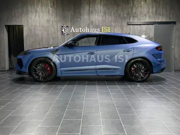 LAMBORGHINI Urus SE NOVITEC ESTESO WIDEBODY CARBON B&O 23