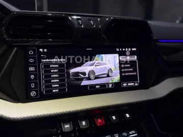 LAMBORGHINI Urus SE NOVITEC ESTESO WIDEBODY CARBON B&O 23