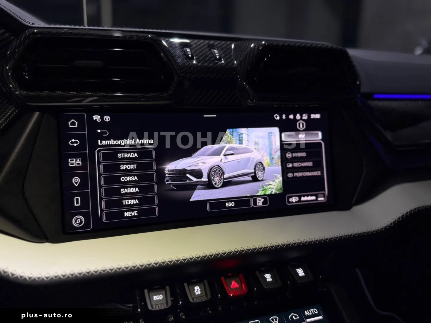 LAMBORGHINI Urus SE NOVITEC ESTESO WIDEBODY CARBON B&O 23