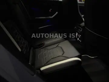 LAMBORGHINI Urus SE NOVITEC ESTESO WIDEBODY CARBON B&O 23