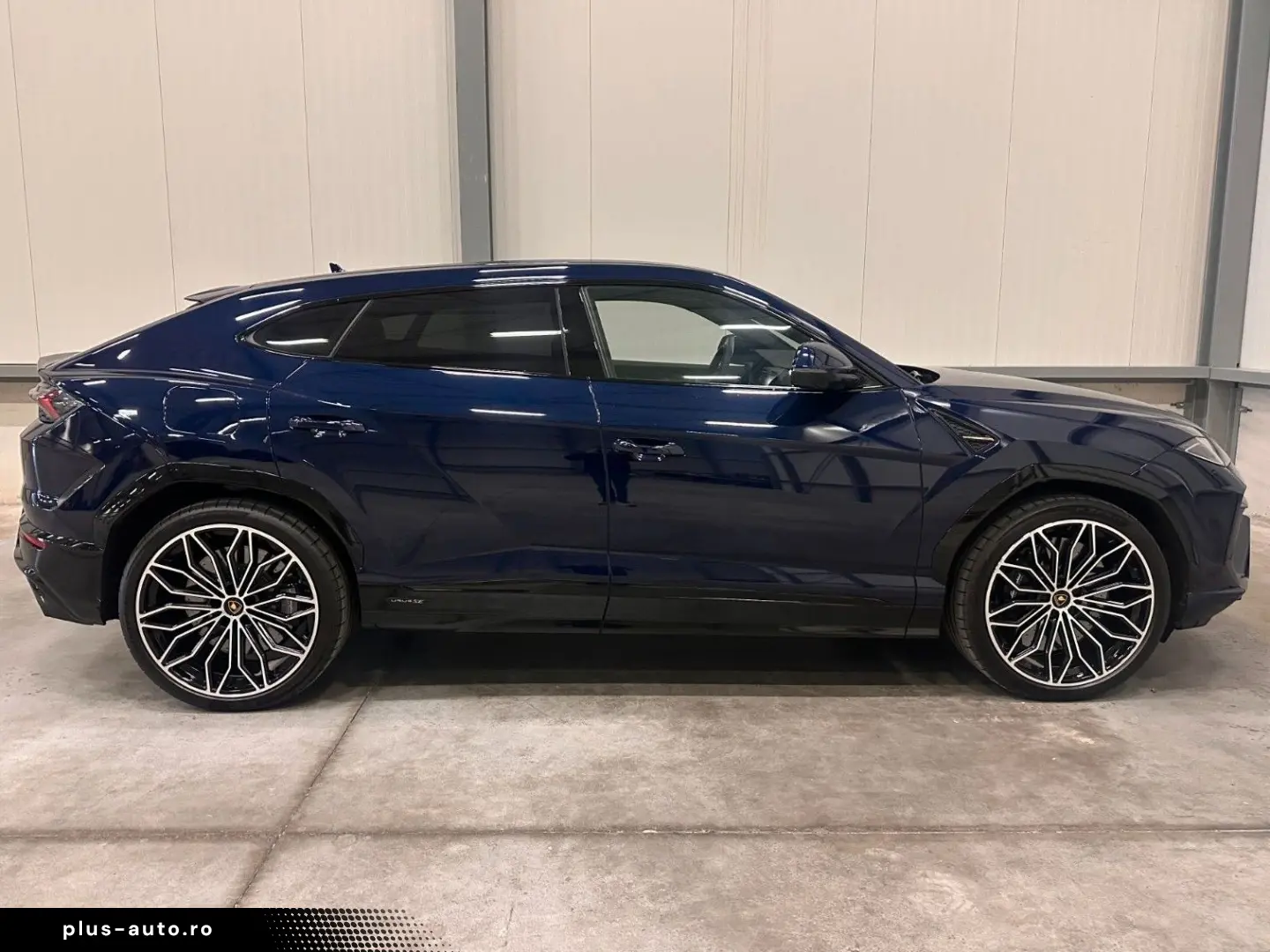 LAMBORGHINI Urus SE AD PERSONAM XPEL PANORAMA