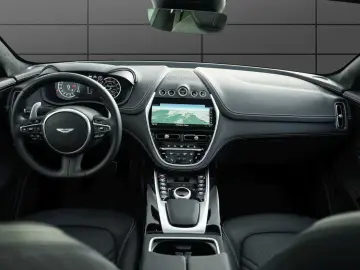 ASTON MARTIN DBX 550