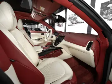 ASTON MARTIN DBX 4.0 V8 #Exclusive