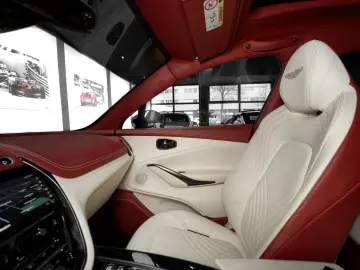 ASTON MARTIN DBX 4.0 V8 #Exclusive