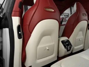 ASTON MARTIN DBX 4.0 V8 #Exclusive