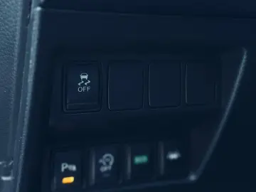 NISSAN QASHQAI Automat   FAB 10.2014   1.6 Diesel 131 CP