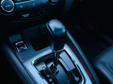 NISSAN QASHQAI Automat   FAB 10.2014   1.6 Diesel 131 CP