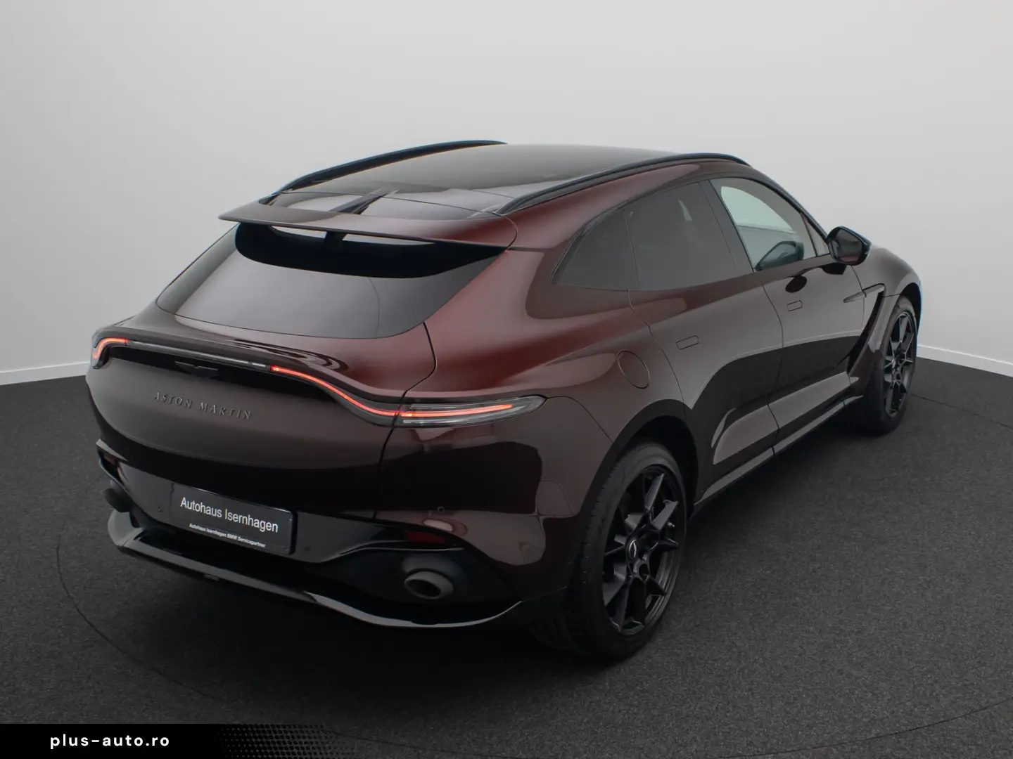 ASTON MARTIN DBX 4.0 V8 Individual Carbon Elegance