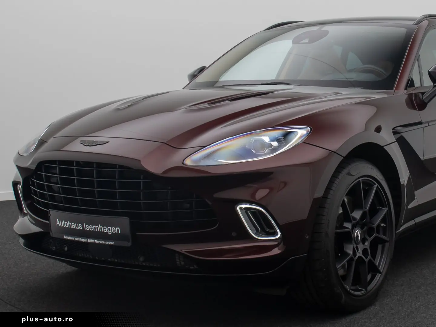 ASTON MARTIN DBX 4.0 V8 Individual Carbon Elegance